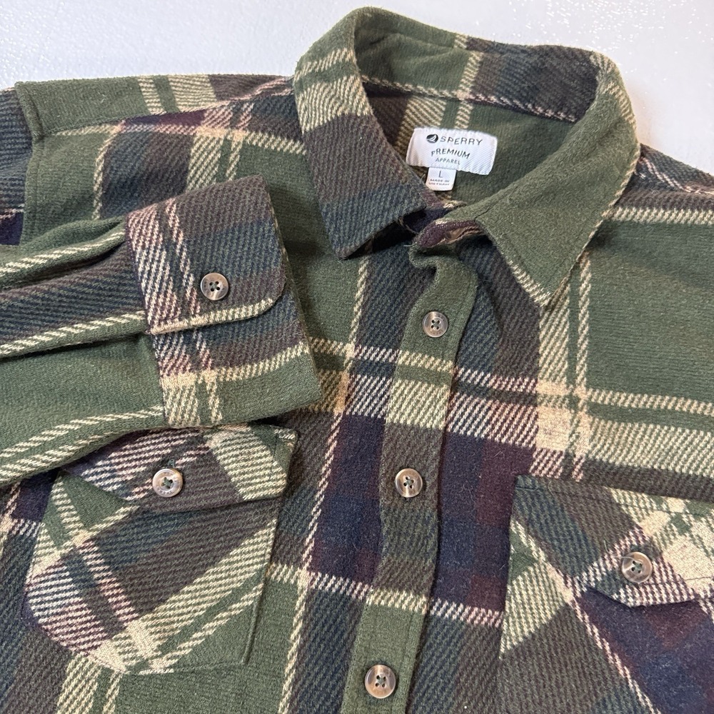 Sperry Premium Apparel Men's Plaid Button Up Shirt Green Thick Winter Size L